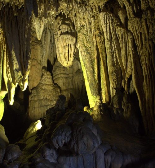 Lung Khuy Cave